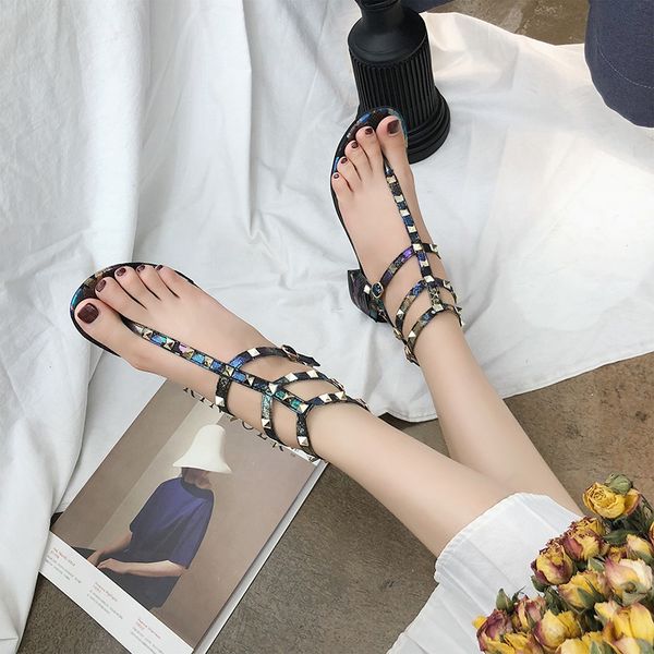 bohemian wind roman sandals women's medium-heel korean version 2019 new summer flat-soled pin riveted shoes, Black
bohemian wind roman sandals women's medium-heel korean version 2019 new summer flat-soled pin riveted shoes, Black