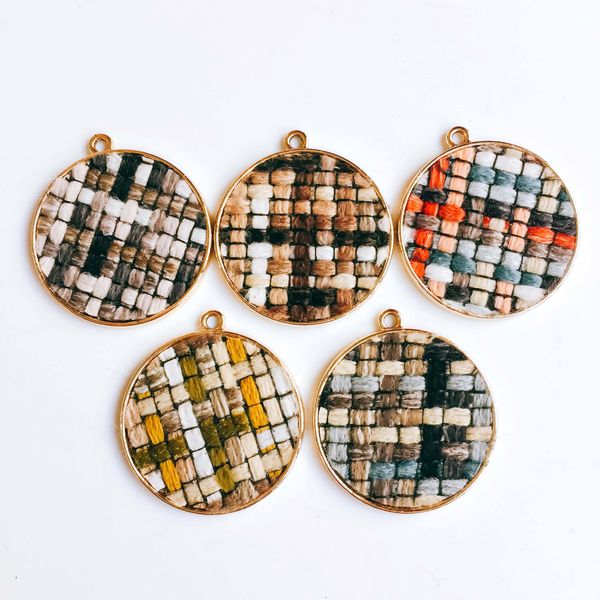 round wool stuff spacer accessories pendant necklace supplies for jewelry making earring accessories components 4pcs kp1981, Blue;slivery
round wool stuff spacer accessories pendant necklace supplies for jewelry making earring accessories components 4pcs kp1981, Blue;slivery