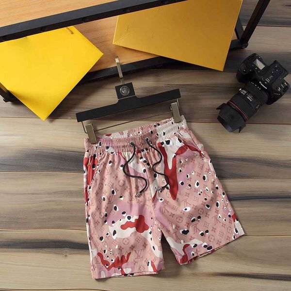 2020 summer fashion new design beach shorts printed letters track pants mens swim shorts sweatpants 
2020 summer fashion new design beach shorts printed letters track pants mens swim shorts sweatpants