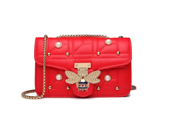 2019 brands designer women shoulder bag strap flap ladies leather handbags messenger bag women clutch bag bee buckle purse
2019 brands designer women shoulder bag strap flap ladies leather handbags messenger bag women clutch bag bee buckle purse