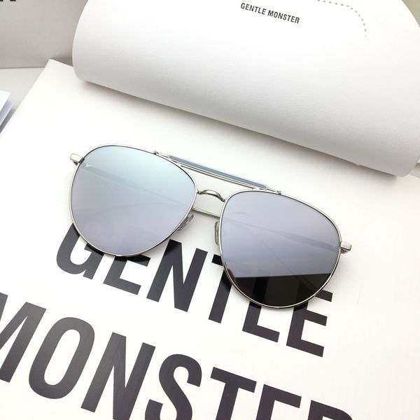 2020 korea famous designer sunglasses gm miomio fashion sunglasses for men and women uv400 sunglasses with box, White;black
2020 korea famous designer sunglasses gm miomio fashion sunglasses for men and women uv400 sunglasses with box, White;black