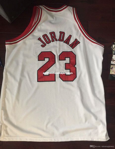 100% top michael # 23 mitchell ness 1998 джерси мужская майка размер xs-6xl сшитые баскетбольные майки ncaa, Black;blue
100% top michael # 23 mitchell ness 1998 джерси мужская майка размер xs-6xl сшитые баскетбольные майки ncaa, Black;blue