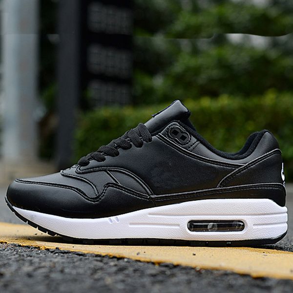 2018 new running shoes for men women 1 premium sc jewel university blue white red black mens trainers designer maxes shoes size36-45
2018 new running shoes for men women 1 premium sc jewel university blue white red black mens trainers designer maxes shoes size36-45