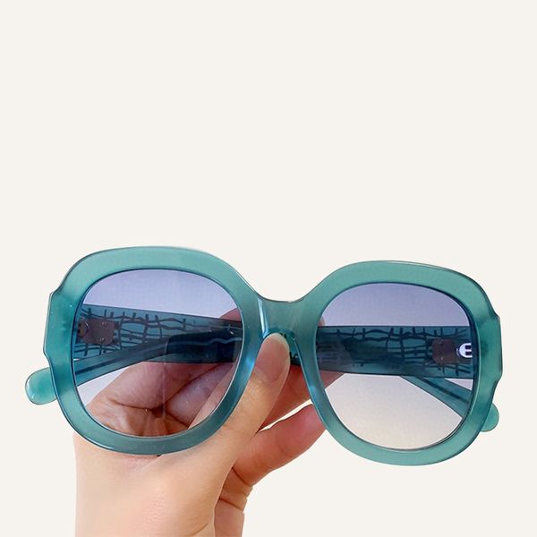 2020 новый овальный солнцезащитные очки женщины brand designer summer высокое качество ацетат vintage shades солнцезащитные очки для женщин, White;black
2020 новый овальный солнцезащитные очки женщины brand designer summer высокое качество ацетат vintage shades солнцезащитные очки для женщин, White;black