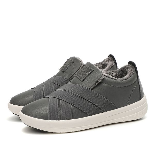 comfortable mom's pregnant women flat bottom shoes winter slip-proof soft bottom external wear large foot swollen and warm shoes, Black
comfortable mom's pregnant women flat bottom shoes winter slip-proof soft bottom external wear large foot swollen and warm shoes, Black