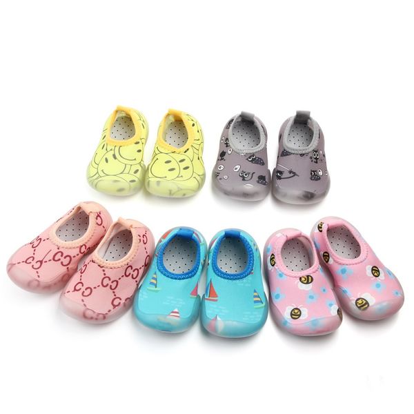 2019 new newborn baby boys girls socks with anti-slip soft rubber soled outdoor foot socks infant children cartoon floor, Pink;yellow
2019 new newborn baby boys girls socks with anti-slip soft rubber soled outdoor foot socks infant children cartoon floor, Pink;yellow