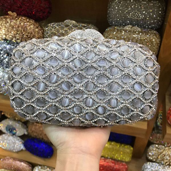 gold diamond crystal women evening bags metal clutches wedding gold purse party bridal handbag shoulder bags silver
gold diamond crystal women evening bags metal clutches wedding gold purse party bridal handbag shoulder bags silver