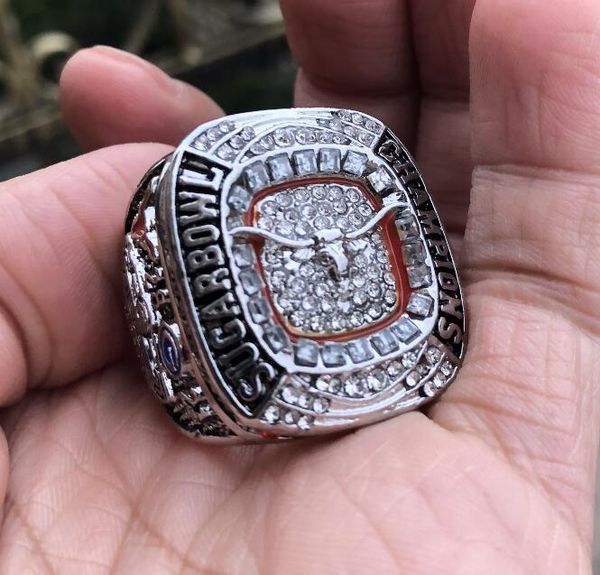 texas 2018 longhorn s sugar bowl championship ring with wooden display box souvenir men fan gift wholesale drop shipping, Golden;silver
texas 2018 longhorn s sugar bowl championship ring with wooden display box souvenir men fan gift wholesale drop shipping, Golden;silver