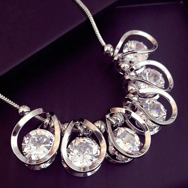 женщины кристалл цепи кулон ключицы нагрудник ожерелье платье декор, Silver
женщины кристалл цепи кулон ключицы нагрудник ожерелье платье декор, Silver