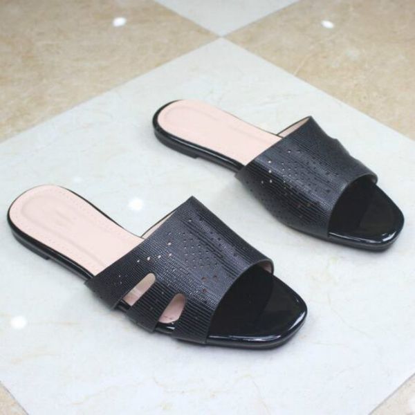 2020 new flat-bottomed women's slippers wear fashion summer fish mouth casual one-word lazy shoes woman hollow slides sandals, Black
2020 new flat-bottomed women's slippers wear fashion summer fish mouth casual one-word lazy shoes woman hollow slides sandals, Black