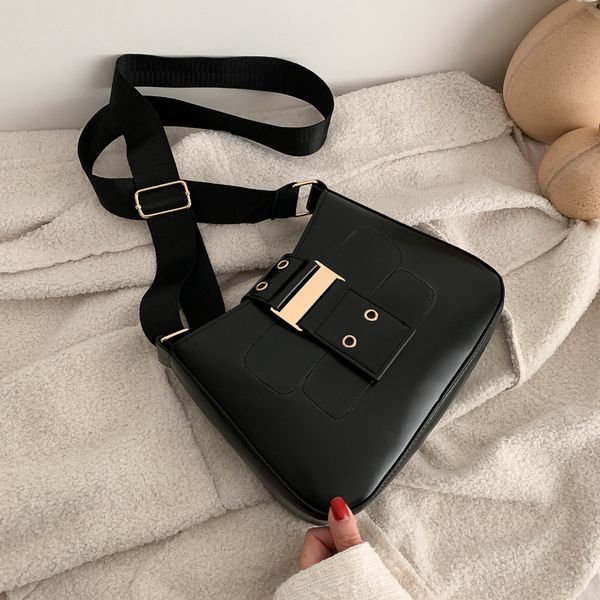 women's 2020 new high-end western style mini bag retro shoulder bag simple messenger
women's 2020 new high-end western style mini bag retro shoulder bag simple messenger