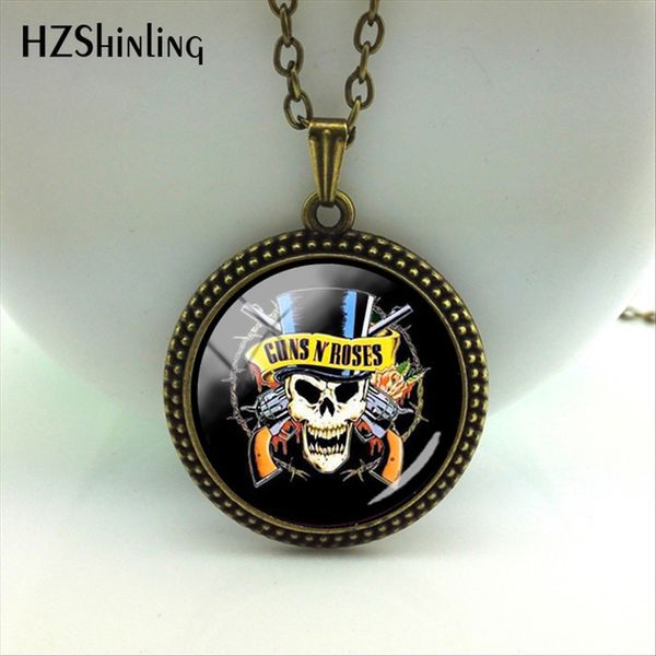 2019 fashion rock band guns n roses art picture necklace gothic punk glass dome necklace black silver pendant jewelry
2019 fashion rock band guns n roses art picture necklace gothic punk glass dome necklace black silver pendant jewelry