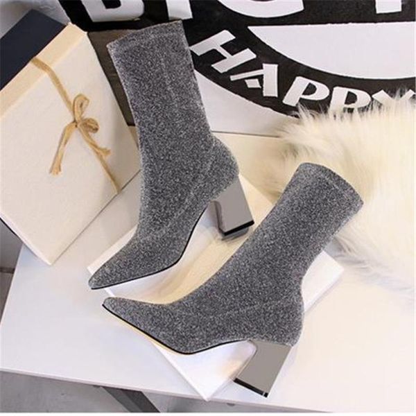 336-2 europe and the united states, and lean nightclub short women's boots with high heels, bright sequins, shiny boots, Black
336-2 europe and the united states, and lean nightclub short women's boots with high heels, bright sequins, shiny boots, Black