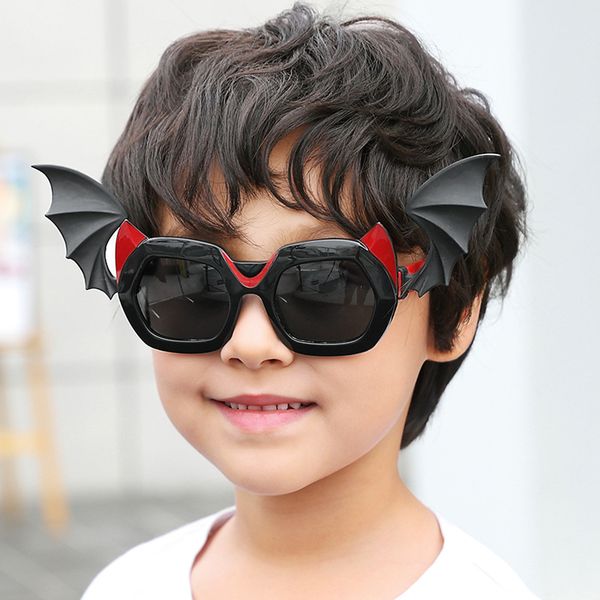kids sunglasses bat design uv400 protection polarized colorful sun glasses for children girl boy, White;black
kids sunglasses bat design uv400 protection polarized colorful sun glasses for children girl boy, White;black