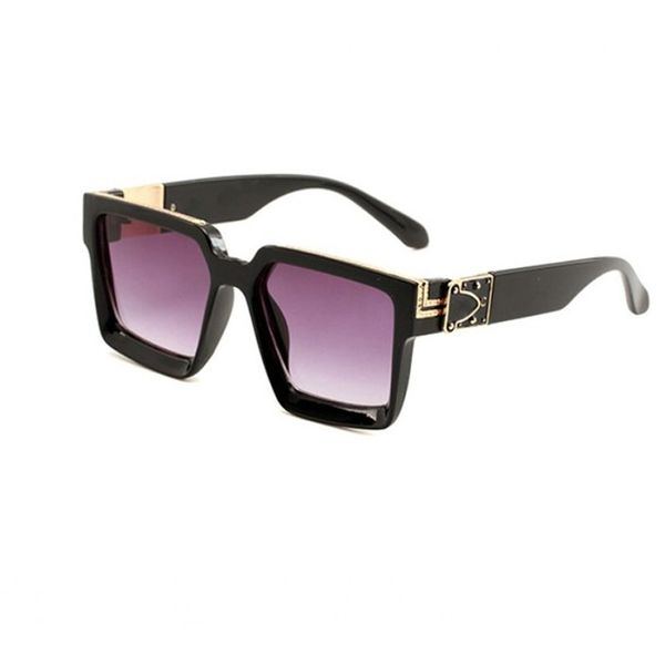 europe summer brand designer women ladies sun glasses square eyewear retro gafas de sol mujer sunglasses oculos feminino y200420, White;black
europe summer brand designer women ladies sun glasses square eyewear retro gafas de sol mujer sunglasses oculos feminino y200420, White;black