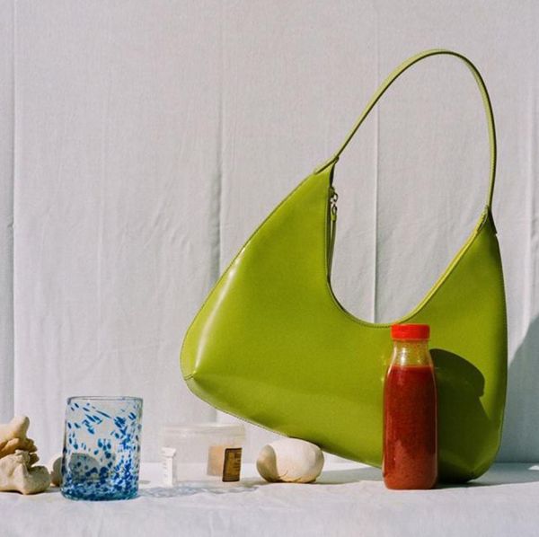 solid color women baguette handbags fashion ladies shoulder bags pu leather elegant female daily use underarm tote bag green
solid color women baguette handbags fashion ladies shoulder bags pu leather elegant female daily use underarm tote bag green