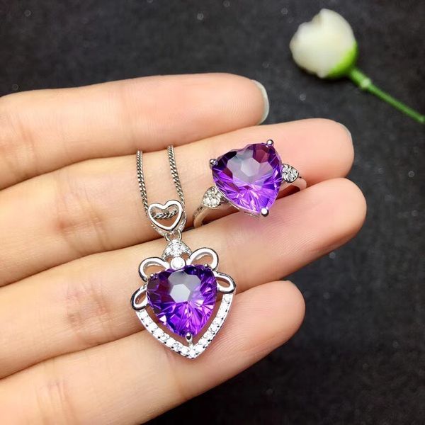 heart-shaped gemstone set, mysterious purple, 925 silver, natural brazilian amethyst, fashionable, Black
heart-shaped gemstone set, mysterious purple, 925 silver, natural brazilian amethyst, fashionable, Black
