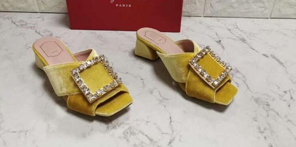 5a women 6709180 4.5cm heel bikiviv mules slippers sandals,silk and leather upper,metal buckle,leather outsole,size 34-42,dhl ing, Black
5a women 6709180 4.5cm heel bikiviv mules slippers sandals,silk and leather upper,metal buckle,leather outsole,size 34-42,dhl ing, Black