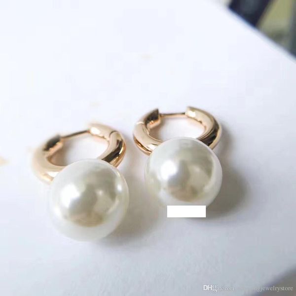 2018 elegant hook earring with pearl ball women earring brand name and box mother gift girl ps6727, Silver
2018 elegant hook earring with pearl ball women earring brand name and box mother gift girl ps6727, Silver