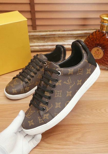 2sss the new fashion luxury men casual shoes leather mens designer lace-up sneakers breathable mens runner sneaker shoes packaking, Red;white
2sss the new fashion luxury men casual shoes leather mens designer lace-up sneakers breathable mens runner sneaker shoes packaking, Red;white