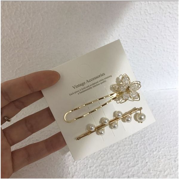1 set vintage crystal pearl hairpins fashion imitiation pearl hair clips for women girls barrettes flowers hair pin styling, Golden;white
1 set vintage crystal pearl hairpins fashion imitiation pearl hair clips for women girls barrettes flowers hair pin styling, Golden;white