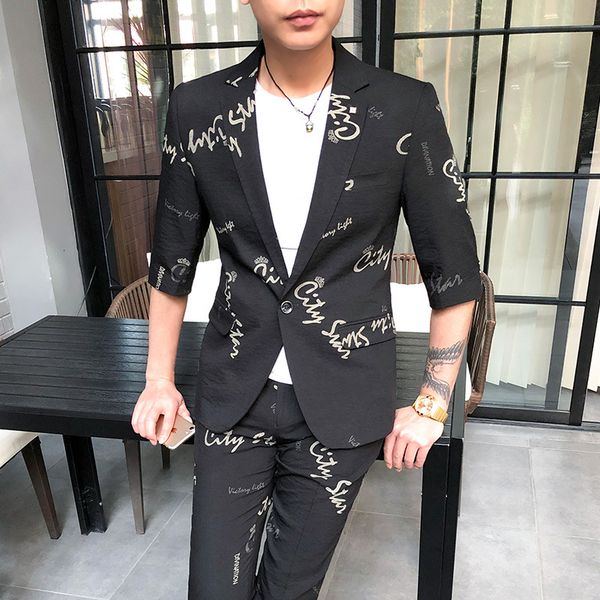 2019 summer short-sleeved men's suit set men's slim fit printed three-quarter-length sleeve small suit korean-style trend capri, White;black
2019 summer short-sleeved men's suit set men's slim fit printed three-quarter-length sleeve small suit korean-style trend capri, White;black