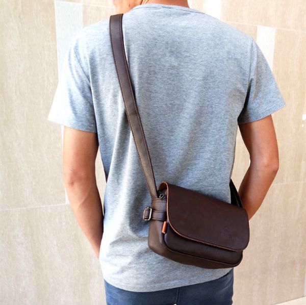 100% leather men's bag retro crazy horse leather shoulder messenger bag head layer leather men's fashion casual bag tide unisex
100% leather men's bag retro crazy horse leather shoulder messenger bag head layer leather men's fashion casual bag tide unisex
