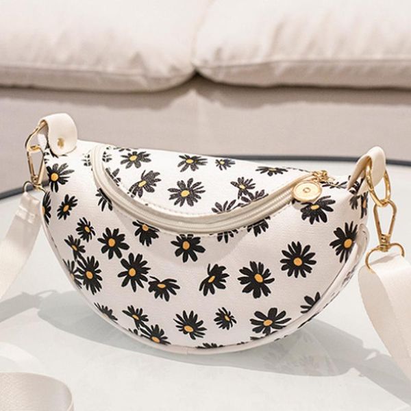 small crossbody saddle handbag women lovely sweet daisy print sling shoulder bag casual soft mini tote hand bag for women 2020
small crossbody saddle handbag women lovely sweet daisy print sling shoulder bag casual soft mini tote hand bag for women 2020
