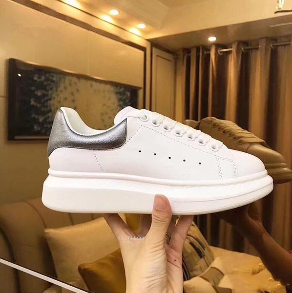 discount designer casual shoes men women white black gold red fashion comfortable leather flat sports sneakers size 36-44 drop shipping
discount designer casual shoes men women white black gold red fashion comfortable leather flat sports sneakers size 36-44 drop shipping