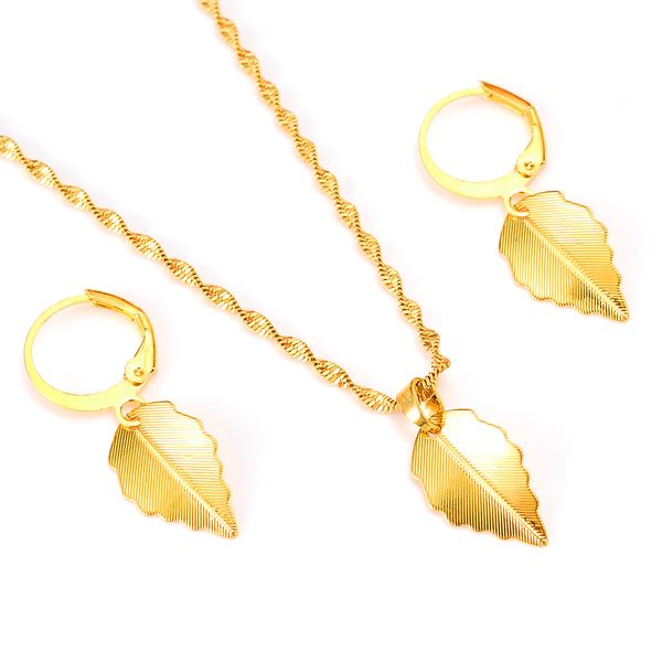 fine gold gf necklace earring pendant set women party big leaf jewelry sets wear mother gift decorate diy charms girls, Silver
fine gold gf necklace earring pendant set women party big leaf jewelry sets wear mother gift decorate diy charms girls, Silver