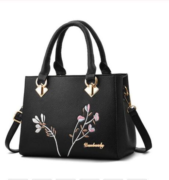 embroidery women leather bag handbag flower bag for women 2020 messenger bag sac a main ladies hand bags
embroidery women leather bag handbag flower bag for women 2020 messenger bag sac a main ladies hand bags