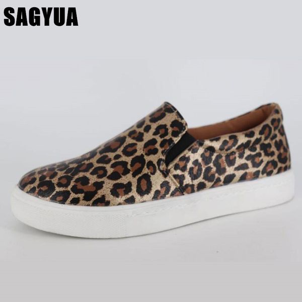 summer women casual shoes fashion round toe flat platform shoes ladies slip on loafers leopard woman female big size z332, Black
summer women casual shoes fashion round toe flat platform shoes ladies slip on loafers leopard woman female big size z332, Black