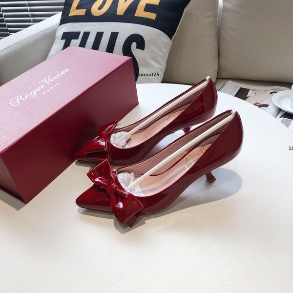 73 luxury designer high heels women sandals leather slim heel pump deisgner lady leather wedding shoes dress shoes size 35-40 with box, Red;white
73 luxury designer high heels women sandals leather slim heel pump deisgner lady leather wedding shoes dress shoes size 35-40 with box, Red;white