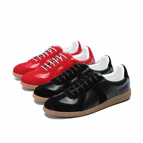 new designer double box man brand high hook&loop mixed colors flat sneaker outdoors shoes size 35-46, Black
new designer double box man brand high hook&loop mixed colors flat sneaker outdoors shoes size 35-46, Black
