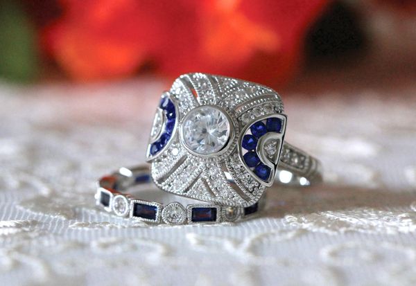 new fashion geometric square women rings inlaid blue ring charming blue zircon wedding engagement rings set jewelry bague femme, Silver
new fashion geometric square women rings inlaid blue ring charming blue zircon wedding engagement rings set jewelry bague femme, Silver