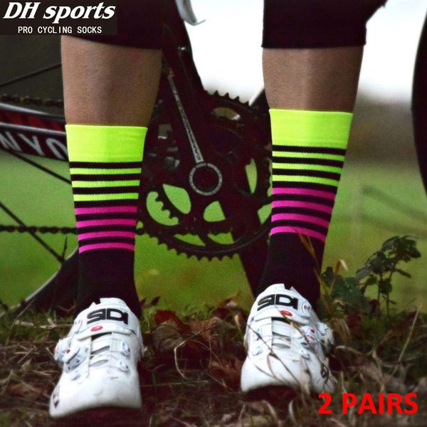 dh sports outdoor cycling bicycle socks wear-resistant breathable wicking sports sock riding bike knee-high socks, Black
dh sports outdoor cycling bicycle socks wear-resistant breathable wicking sports sock riding bike knee-high socks, Black