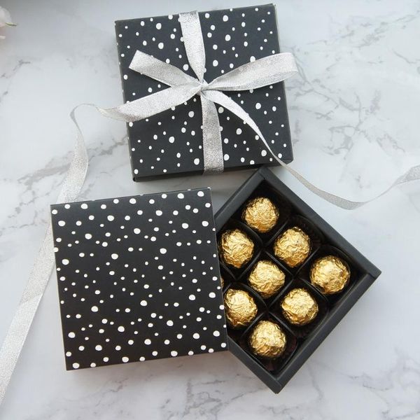 gift wrap 13.1*13.1*3.5cm black white dot theme 10 set chocolate paper box valentine christmas birthday gifts packing storage boxes
gift wrap 13.1*13.1*3.5cm black white dot theme 10 set chocolate paper box valentine christmas birthday gifts packing storage boxes