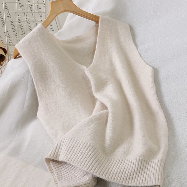 heliar women solid knitted vest outerwear v-neck sweater female knitted pullovers sleeveless winter sweater for women, Black;white
heliar women solid knitted vest outerwear v-neck sweater female knitted pullovers sleeveless winter sweater for women, Black;white