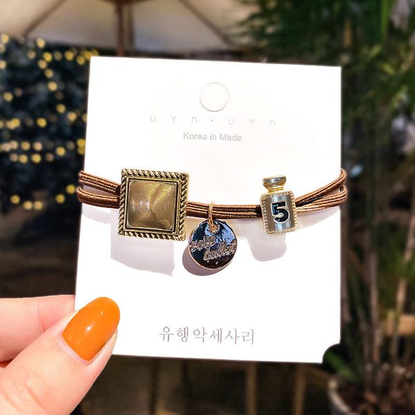 korea style new simple retro hair band 5 word geometric rubber band ins bracelet hair rope for girl fashion accessories, Slivery;white
korea style new simple retro hair band 5 word geometric rubber band ins bracelet hair rope for girl fashion accessories, Slivery;white