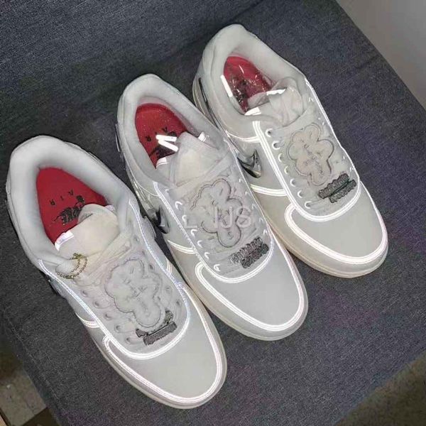travis force scott mens women white skateboard shoes 3m reflect fashion casual sneakers aq4211 112524, Black
travis force scott mens women white skateboard shoes 3m reflect fashion casual sneakers aq4211 112524, Black