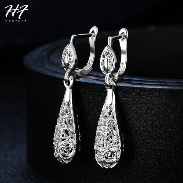 antique hollowed carven pattern clasp dangle earrings for women silver color vintage jewelry ale christmas day gift e788 
antique hollowed carven pattern clasp dangle earrings for women silver color vintage jewelry ale christmas day gift e788