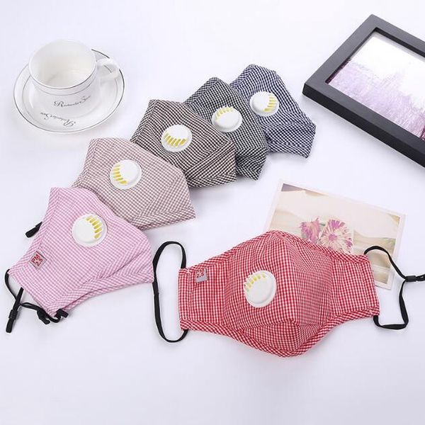 50pcs cotton face masks with breath value pm2.5 mouth mask anti-dust reusable fabric mask with 2 filters inside
50pcs cotton face masks with breath value pm2.5 mouth mask anti-dust reusable fabric mask with 2 filters inside