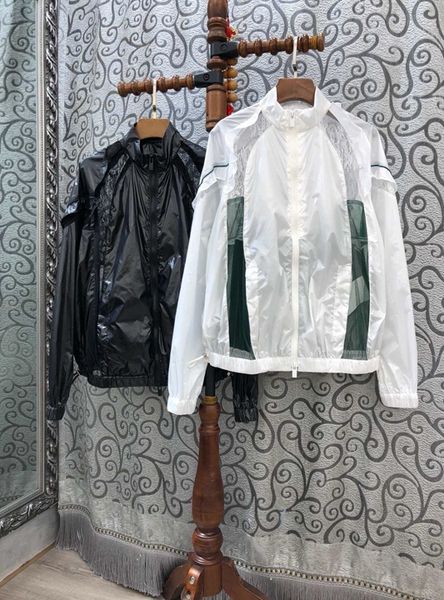 2019 early autumn new female small stand collar color matching zipper long sleeve wild short jacket 709, Black;brown
2019 early autumn new female small stand collar color matching zipper long sleeve wild short jacket 709, Black;brown