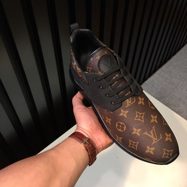 louis vuitton lv 2019 новые кроссовки красный нижний ботинок с низким вырезом дизайнеры замши шипы для мужчин обувь партия свадьба кристалл, Black
louis vuitton lv 2019 новые кроссовки красный нижний ботинок с низким вырезом дизайнеры замши шипы для мужчин обувь партия свадьба кристалл, Black