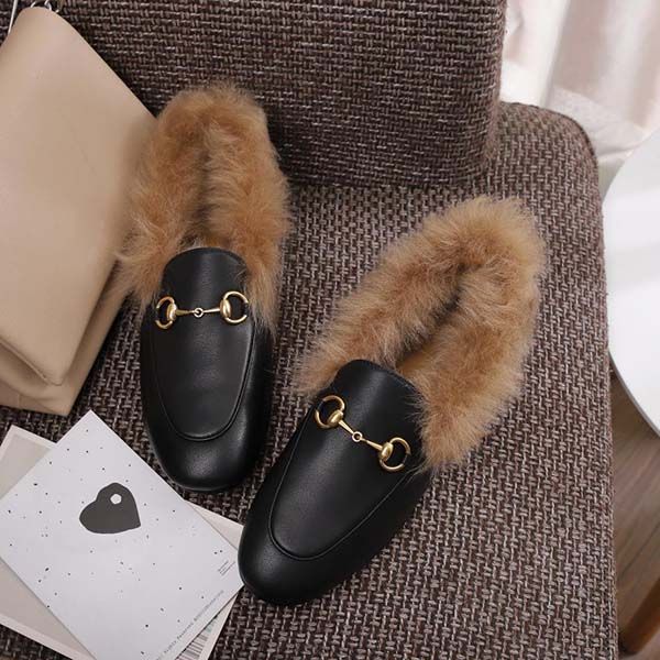 2020 italy brand designers fashion superstar shoes casual shoes genuine leather beach slippers winter women fur slippers with box, Black
2020 italy brand designers fashion superstar shoes casual shoes genuine leather beach slippers winter women fur slippers with box, Black