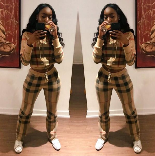 two-piece set spring fashion women tracksuit casual long sleeve hooded pants stripe plaid autumn sport suits, Gray
two-piece set spring fashion women tracksuit casual long sleeve hooded pants stripe plaid autumn sport suits, Gray