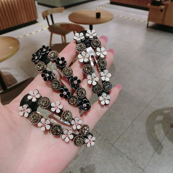 2020 клип new vintage барокко pearl волос цветок женщина bb клип gems rhinestone шпилька моды аксессуары для волос заколки match rncir, Black
2020 клип new vintage барокко pearl волос цветок женщина bb клип gems rhinestone шпилька моды аксессуары для волос заколки match rncir, Black