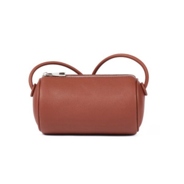 genuine leather women bag 2020 spring and summer new cylinder single shoulder messenger bag fashion simple mini pillow
genuine leather women bag 2020 spring and summer new cylinder single shoulder messenger bag fashion simple mini pillow