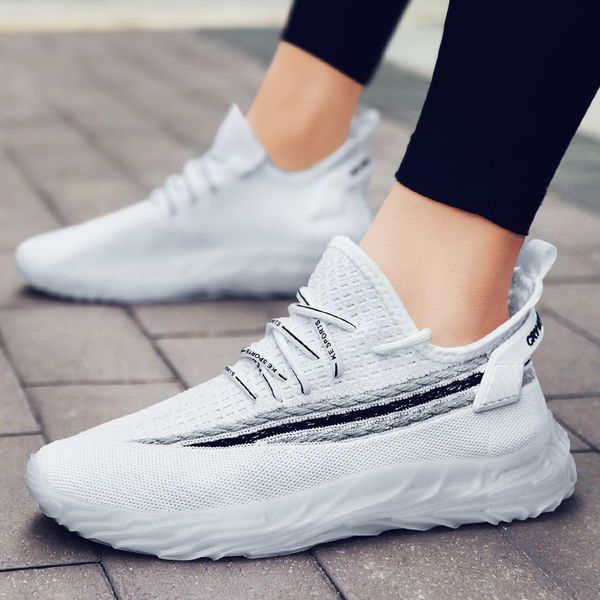 the new summer 2020 men's running shoes breathable weave fly male korean net red tide wild men's sports shoes, Black
the new summer 2020 men's running shoes breathable weave fly male korean net red tide wild men's sports shoes, Black