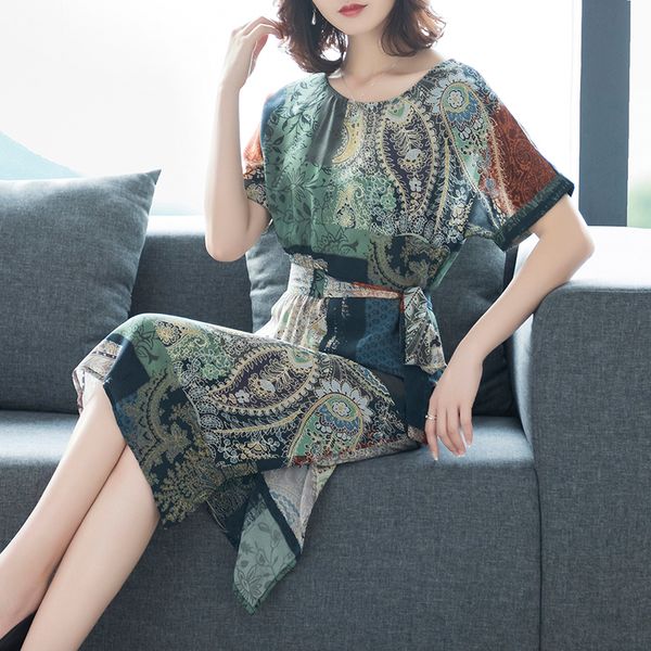 european and american fashion printed female dress elegant imitate silk dressesnew summer women o-neck loose vintage dresses, Black;gray
european and american fashion printed female dress elegant imitate silk dressesnew summer women o-neck loose vintage dresses, Black;gray
